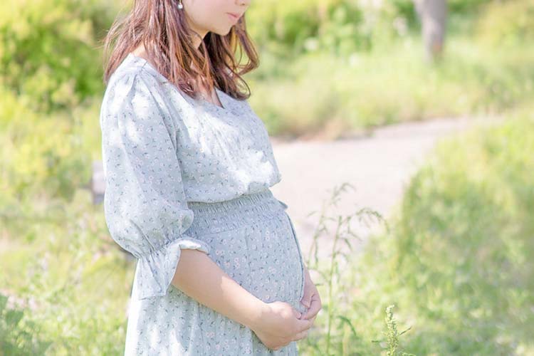 虫歯や歯周病の赤ちゃんへの影響イメージ